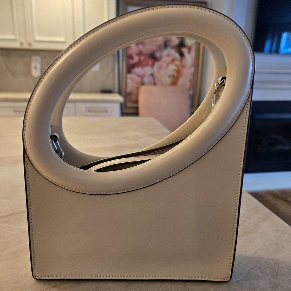 Elegant Cream Women's Bag